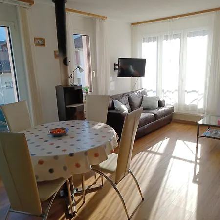 Jobling's 아파트 *